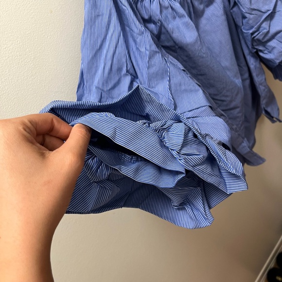 Puffy arm Zara shirt - Picture 2 of 3